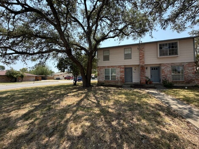 Foto del edificio - 14401 Brook Hollow Blvd