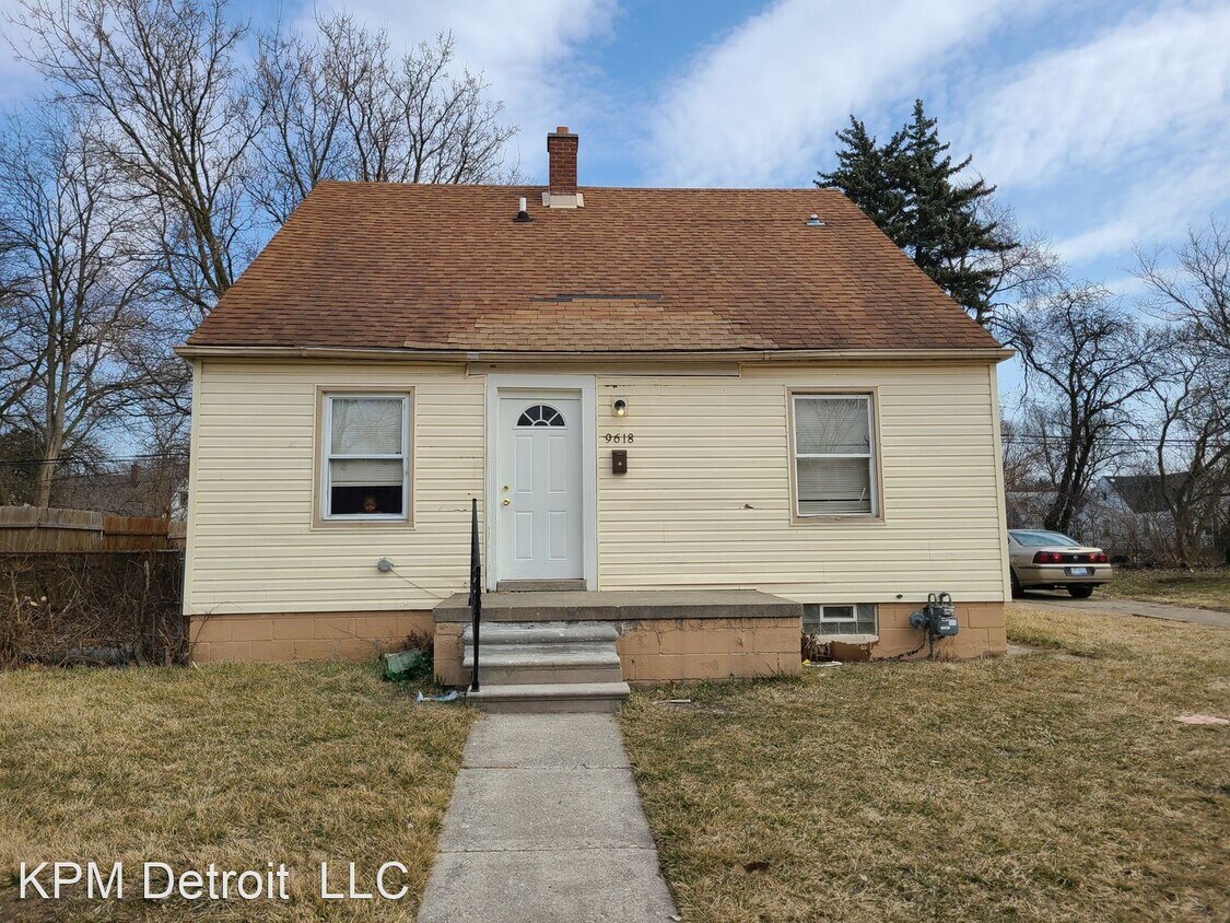 Primary Photo - 5 br, 1 bath House - 9618 Plainview Ave