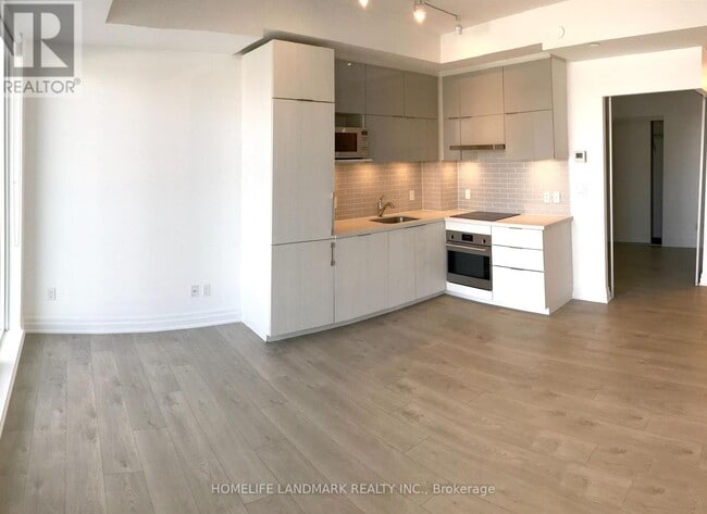 Building Photo - 10 Rouge Valley Dr W