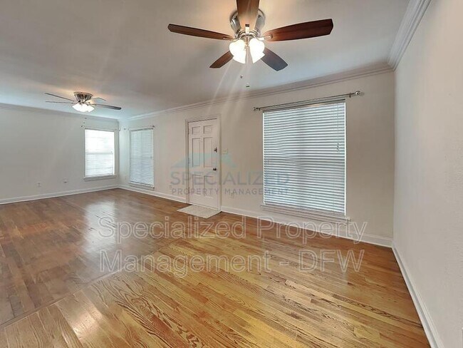 Building Photo - 2300 Westbrook Ave