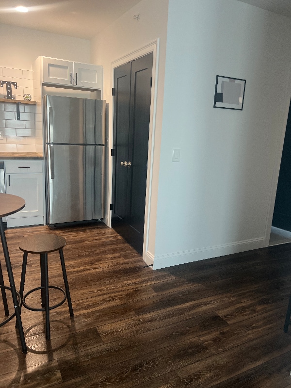 Building Photo - 2-4 Pearl St