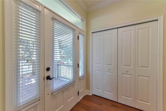 Building Photo - 3 BR/2 BA HOME - WOODFIELD CROSSINGS