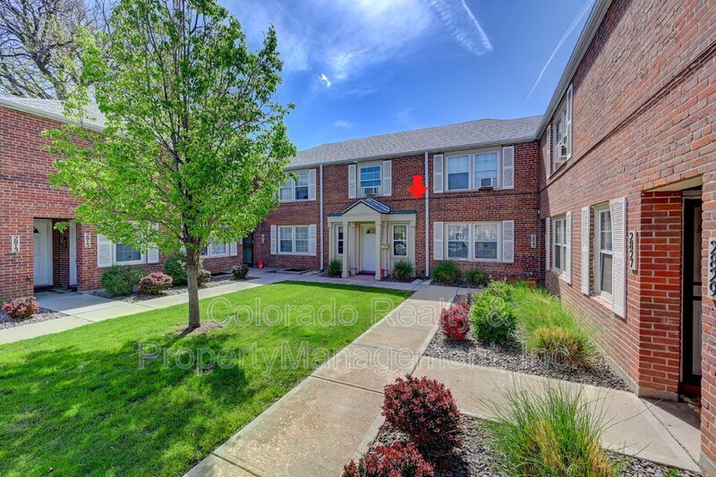 Foto principal - 2821 Jasmine Street