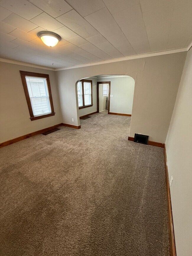 Foto del edificio - 3B / 1B home with over 1200 square feet!