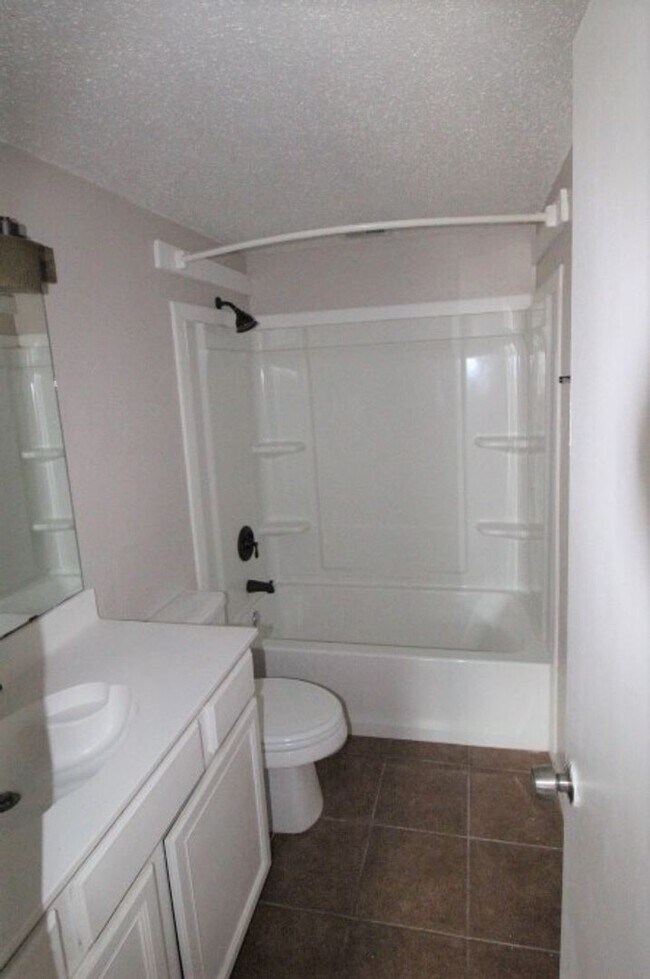 Foto del edificio - Spicewood Townhome for rent