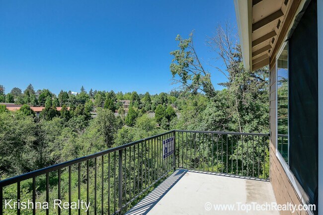 Foto del edificio - 2 br, 2 bath House - 635 NW Lost Springs T...