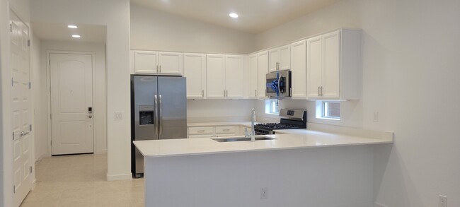 Kitchen - 9530 E Tesla Ave