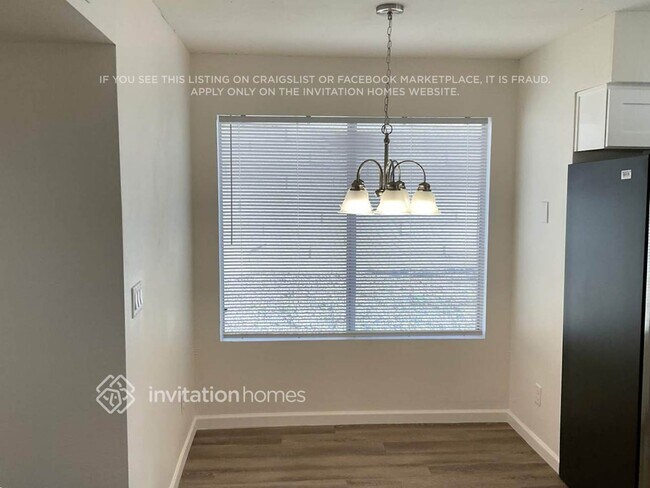 Foto del edificio - 9813 S 44th St