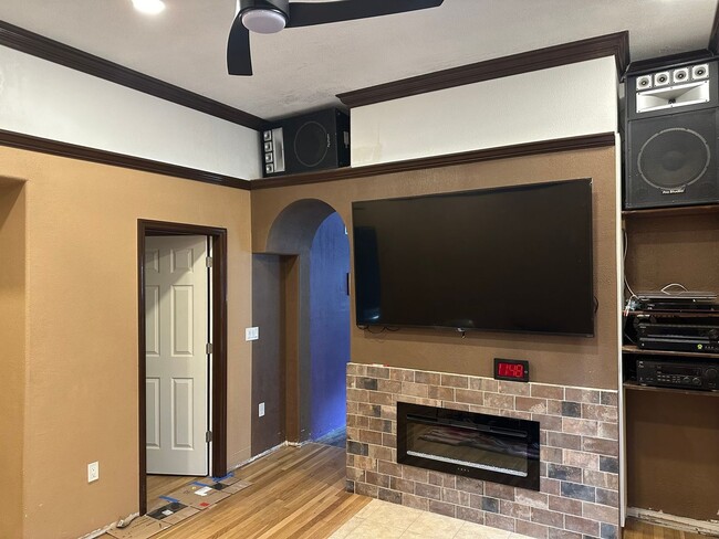 Foto del edificio - 3 Bedroom Single Family Home in Waldo FL