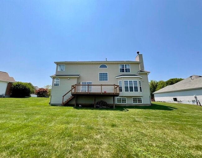 1421 Double Eagle Cir, Belleville, IL 62220 House Rental in