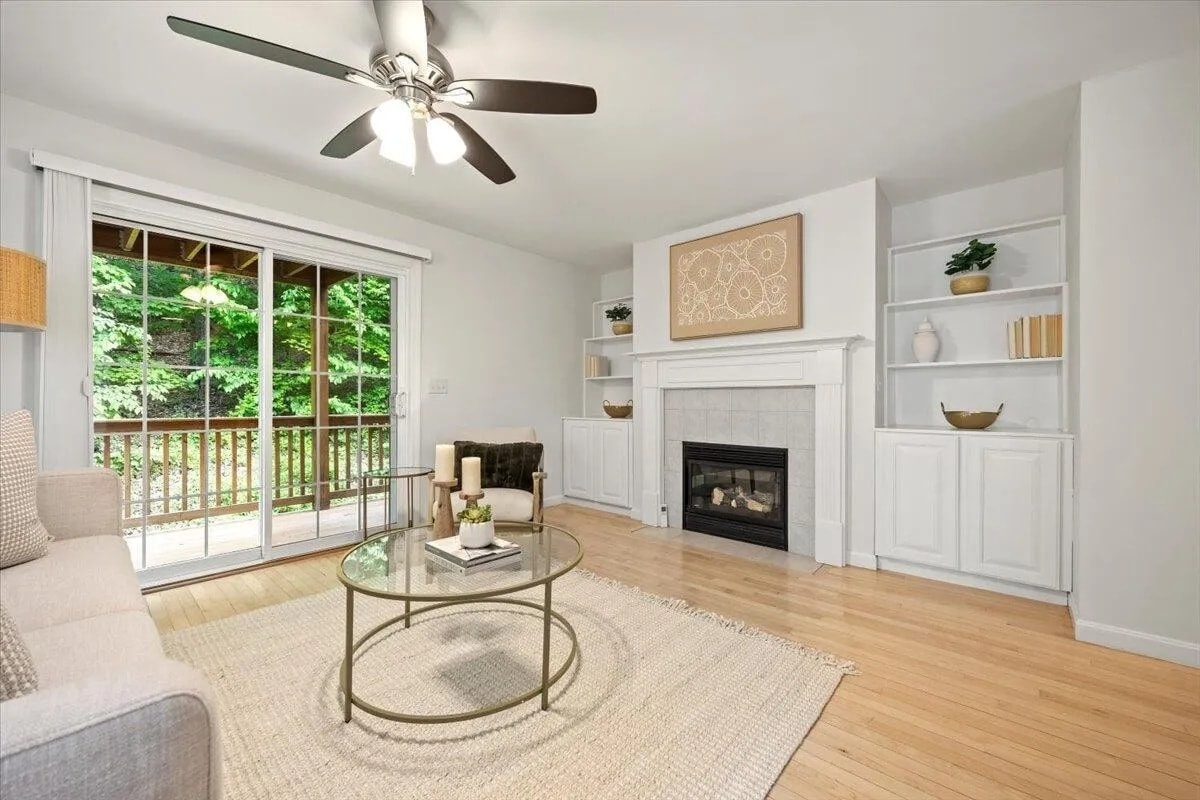 Primary Photo - 14 Woodside Dr