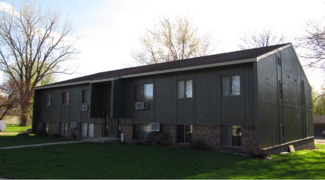 Building Photo - 600 Bowman St