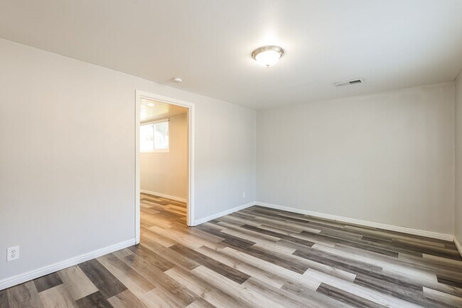 Foto del edificio - 2910 Orchard Cir