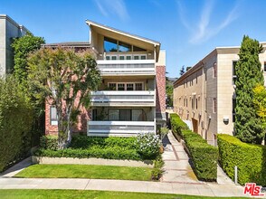 Building Photo - 1310 S Roxbury Dr