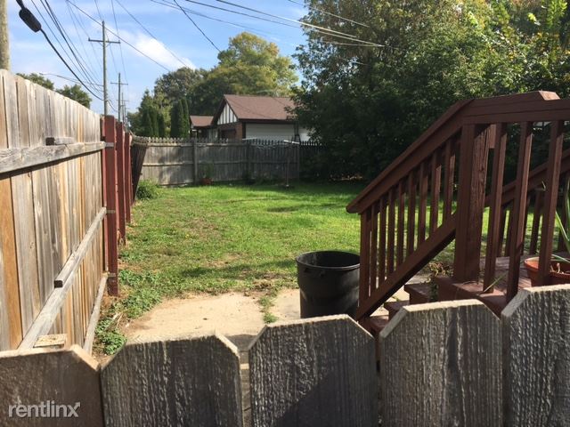 Building Photo - 26468 Spicer St