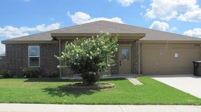 Building Photo - 3500 Doffy Dr