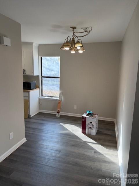 Foto del edificio - 6827 Delta Lake Dr