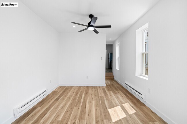 Foto del edificio - 2219 W Oxford St