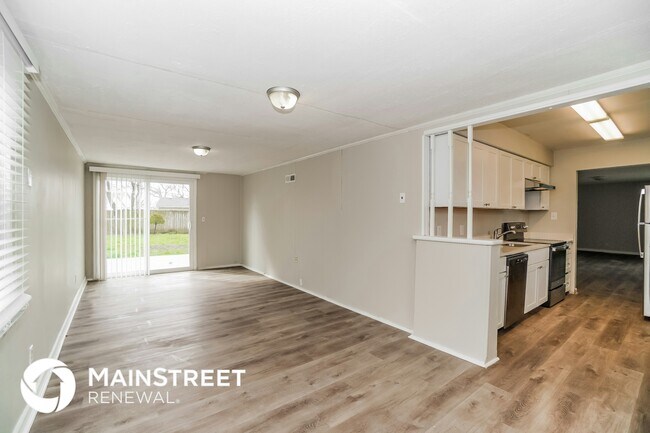 Foto del edificio - 4363 Chandler Dr