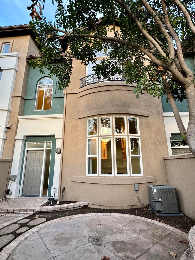 22 Florentine, Aliso Viejo, CA 92656 Townhome Rentals in Aliso Viejo