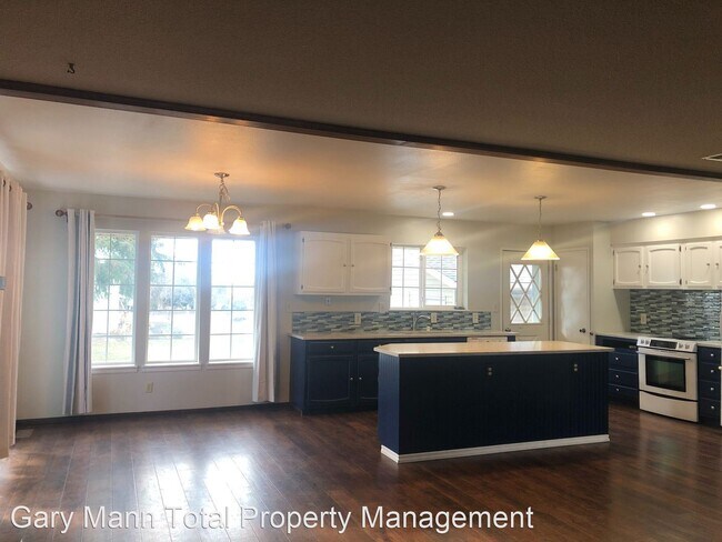 Building Photo - 5 br, 2 bath House - 2326 Hamilton Rd