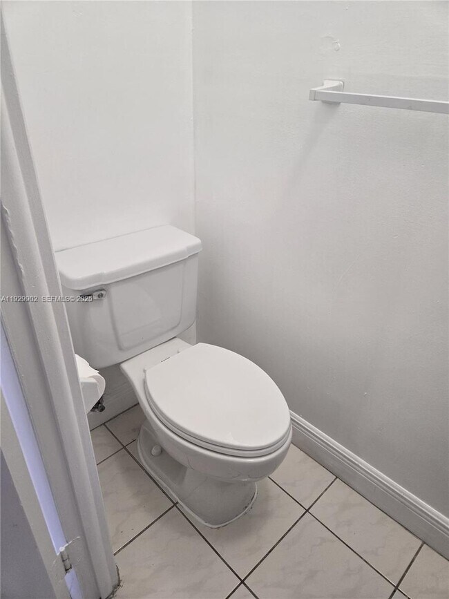 Foto del edificio - 8054 SW 150th Ave