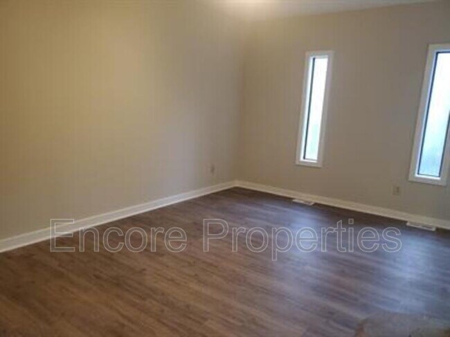 Foto del edificio - 7305 Leesville Rd