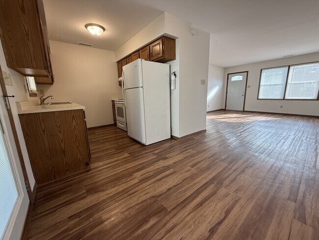 Foto del edificio - 828 N Washington St