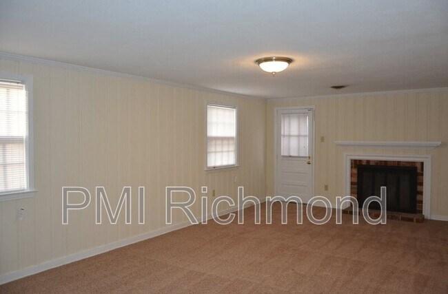 Building Photo - 11816 Kilrenny Rd