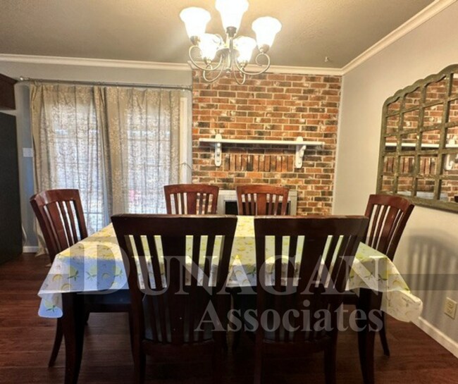 Foto del edificio - 3 Bedroom 1.5 Bath - Furnished