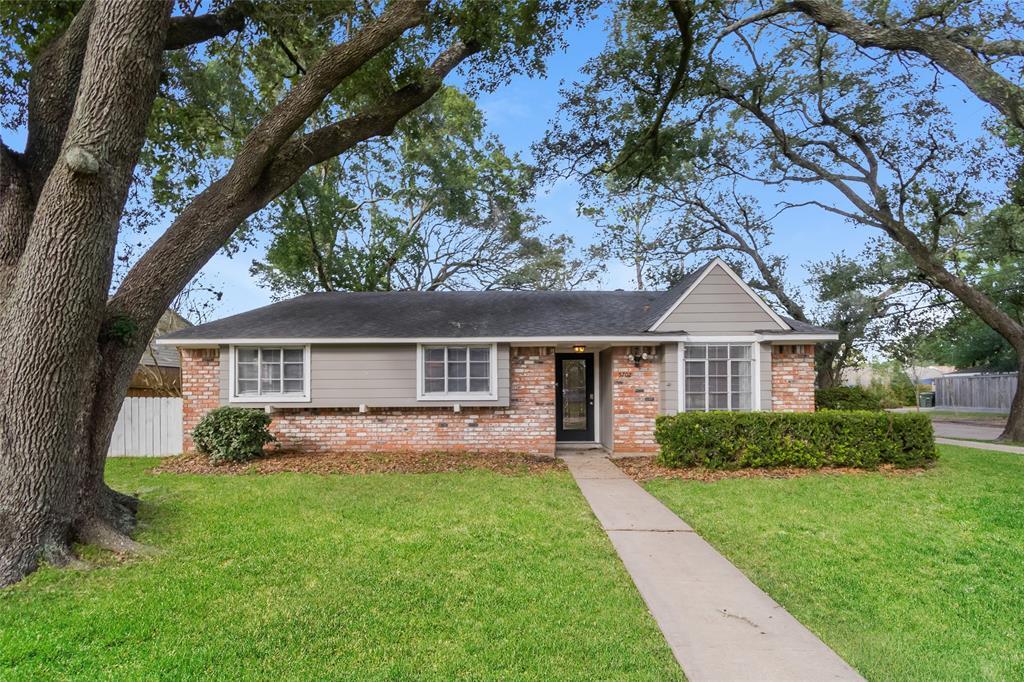 5702 Fontenelle Dr, Houston, TX 77035 House Rental in Houston, TX