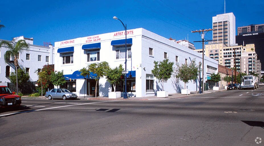 Foto del edificio - 744 G St