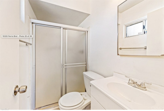 Foto del edificio - 2 br, 2 bath 4plex - 15320 Perris Boulevard 1