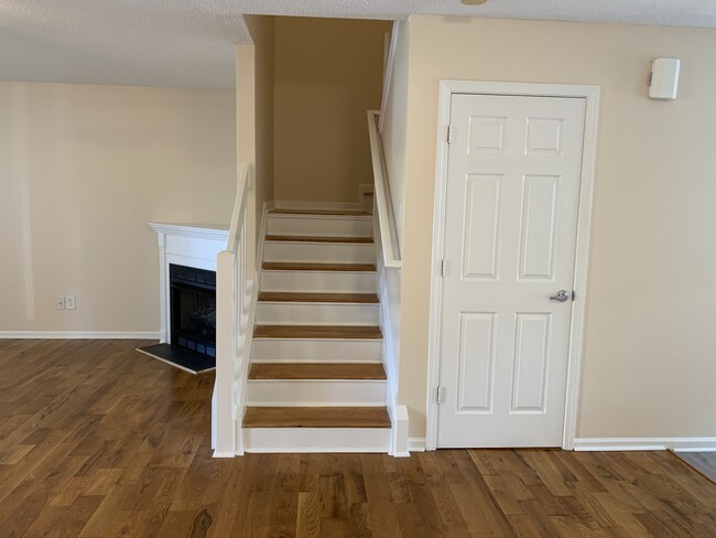 Building Photo - 10920 Kinston Ridge Pl