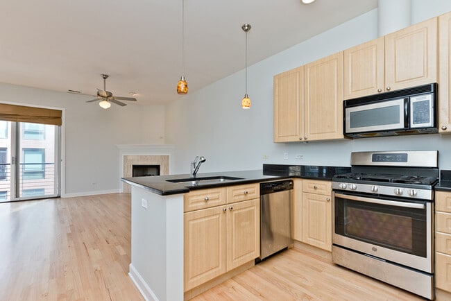 Foto del edificio - Prime West Loop 2BD/2BA