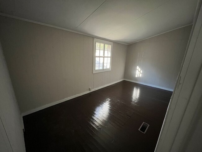 Foto del edificio - 120 S Main St