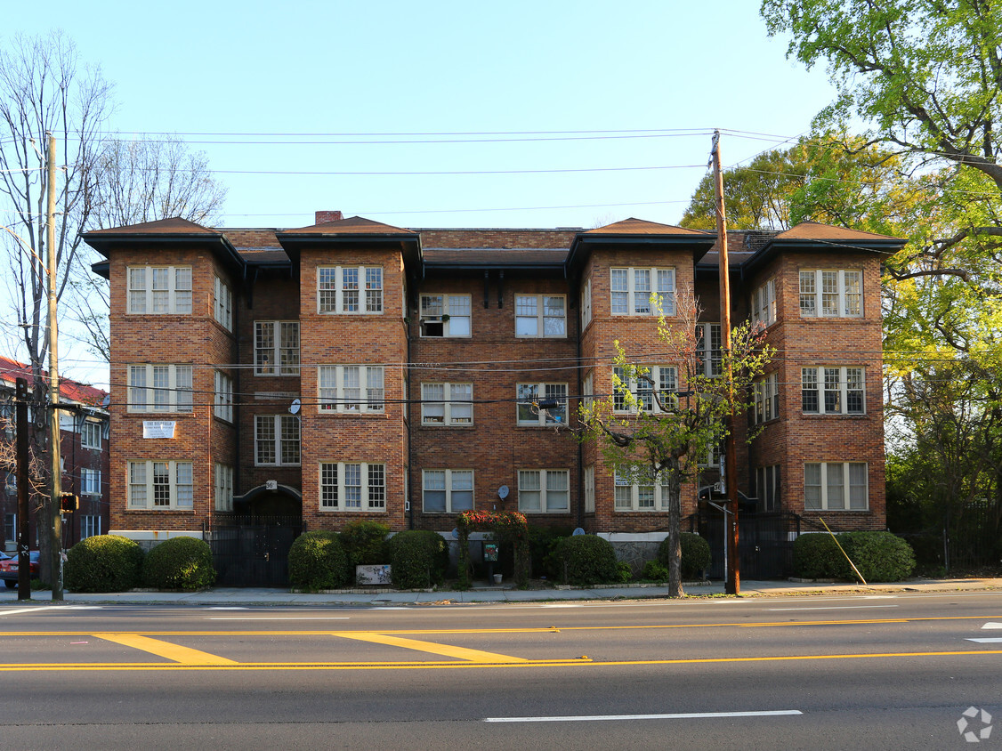 Building Photo - The Deerfield