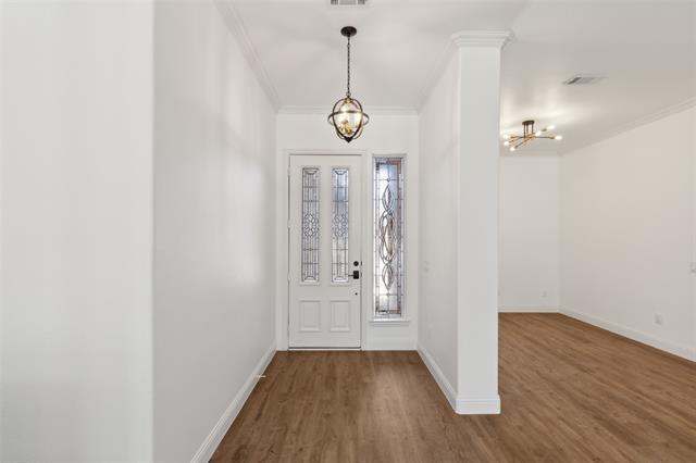 Foto del edificio - 9913 Hanford Dr