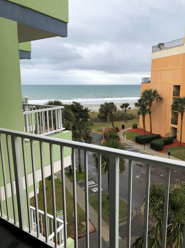 Foto del edificio - 7000 N Ocean Blvd