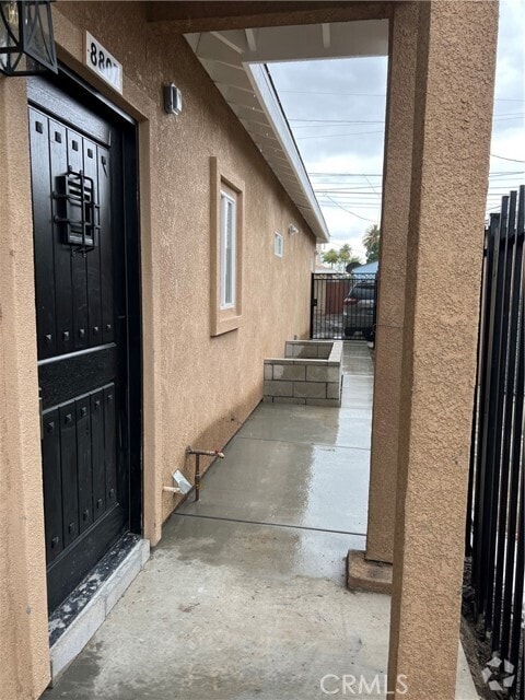 Building Photo - 8807 S Hoover St