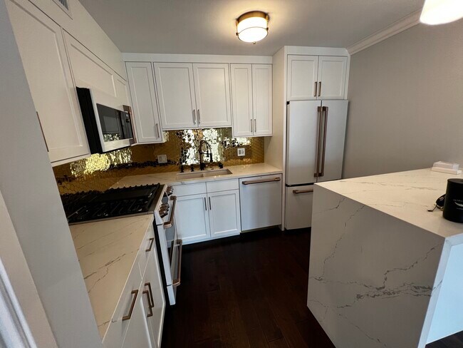 Brand new kitchen - 800 W 1st St