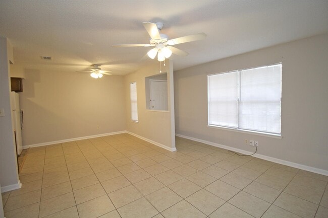 Building Photo - 5815 Princeton Dr