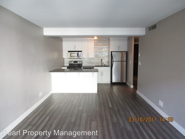 Foto del edificio - 111 SW Harrison St