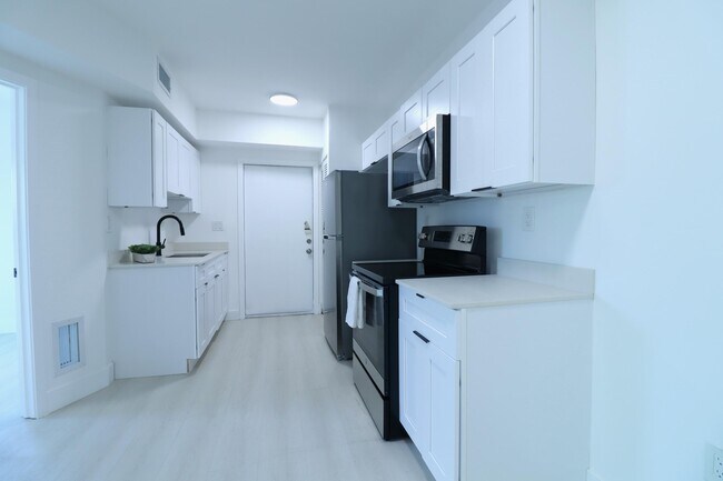 Foto del edificio - 1814 NW 2nd Ct