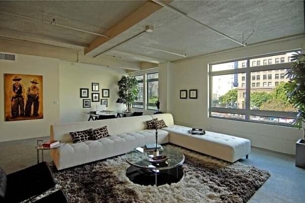 Foto del edificio - 849 S Broadway