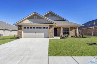 Building Photo - 223 Gwinnett Dr