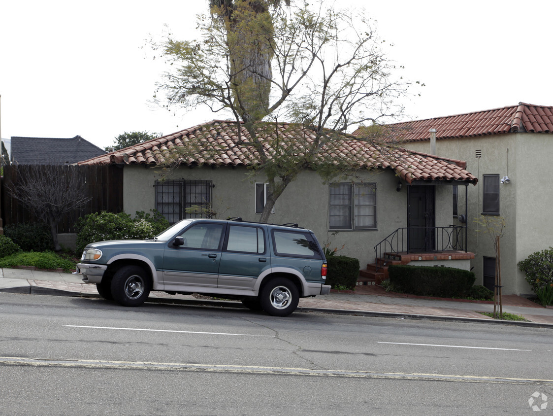 Foto del edificio - Bankers Hill Apartments