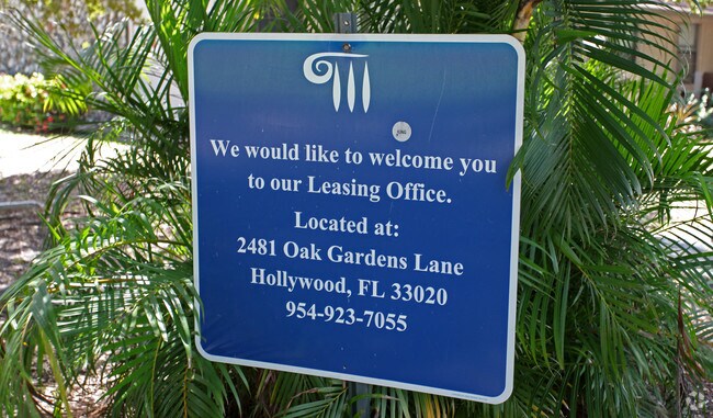 Oakwood Manor Apartments Hollywood Fl Building Photo Oakwood Manor Apartments