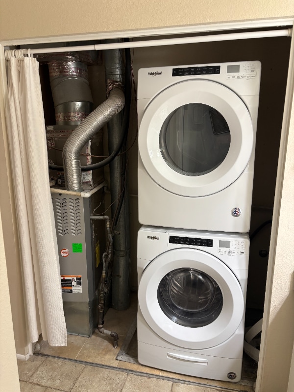 Building Photo - 31 E River Haven Cir