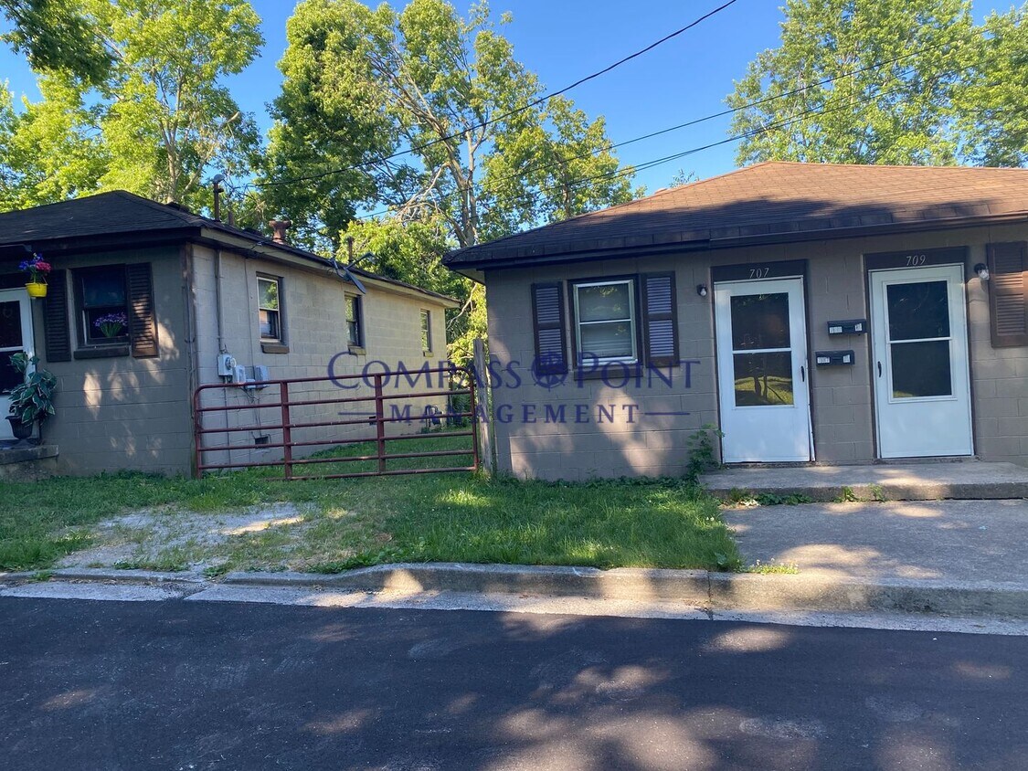 707-709 Paul Ave - 707-709 Paul Ave